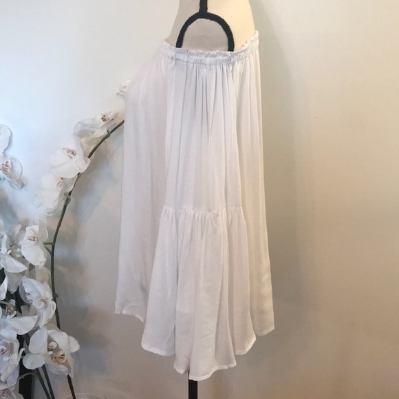 White Off Shoulder Top - Picture 6 of 8